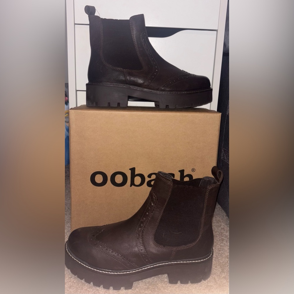 Women's Leather Oobash Boots